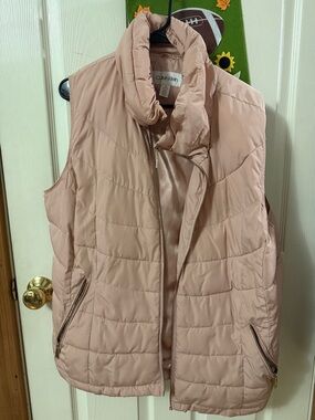 Calvin Klein Dusty Pink Quilted Puffer Vest